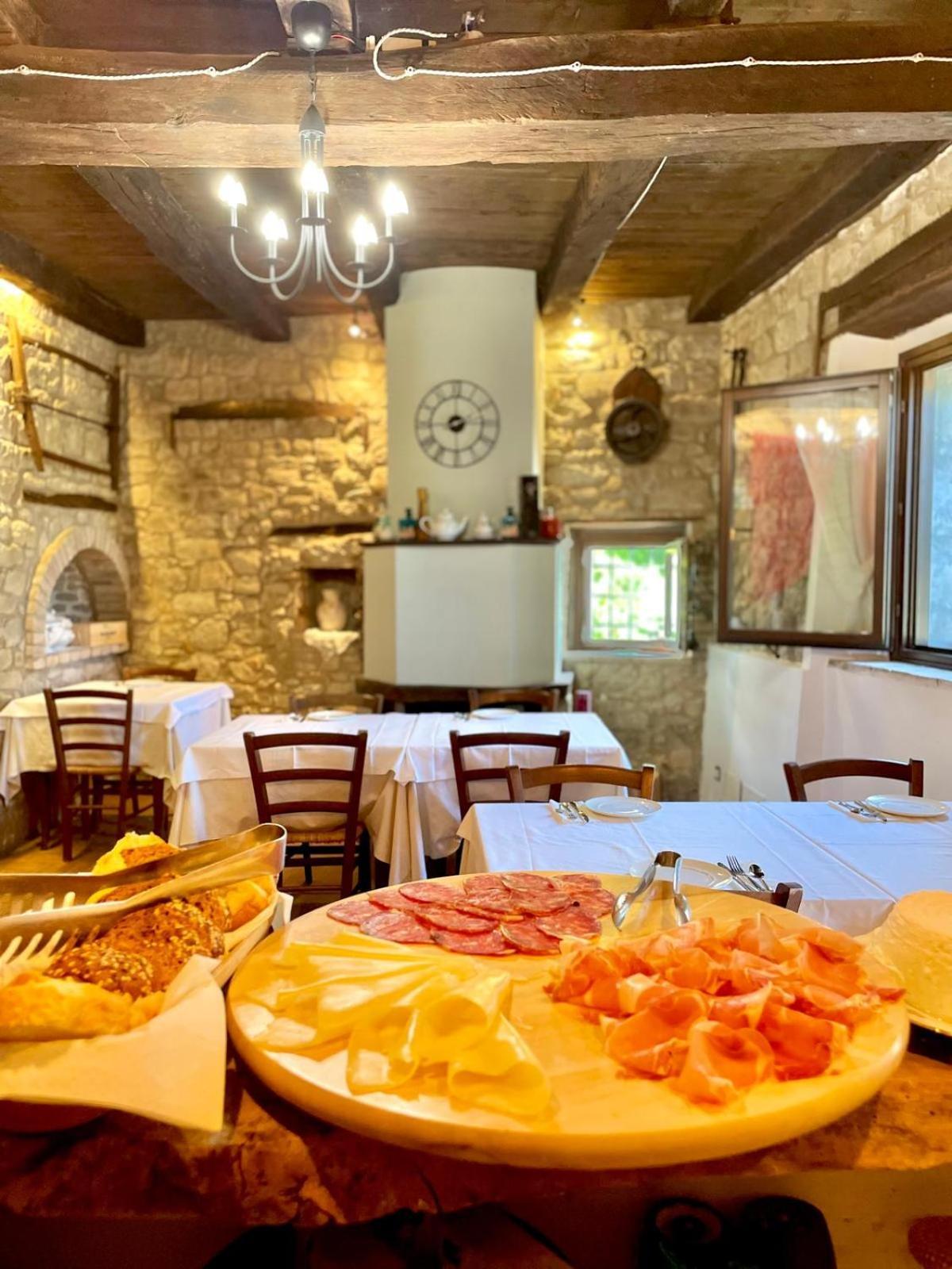 Monte Orsello Agriturismo Casa Rastelli מראה חיצוני תמונה