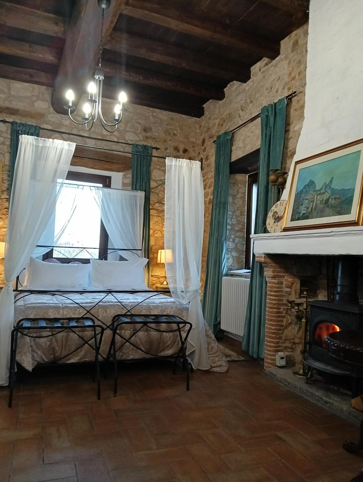 Monte Orsello Agriturismo Casa Rastelli חדר תמונה